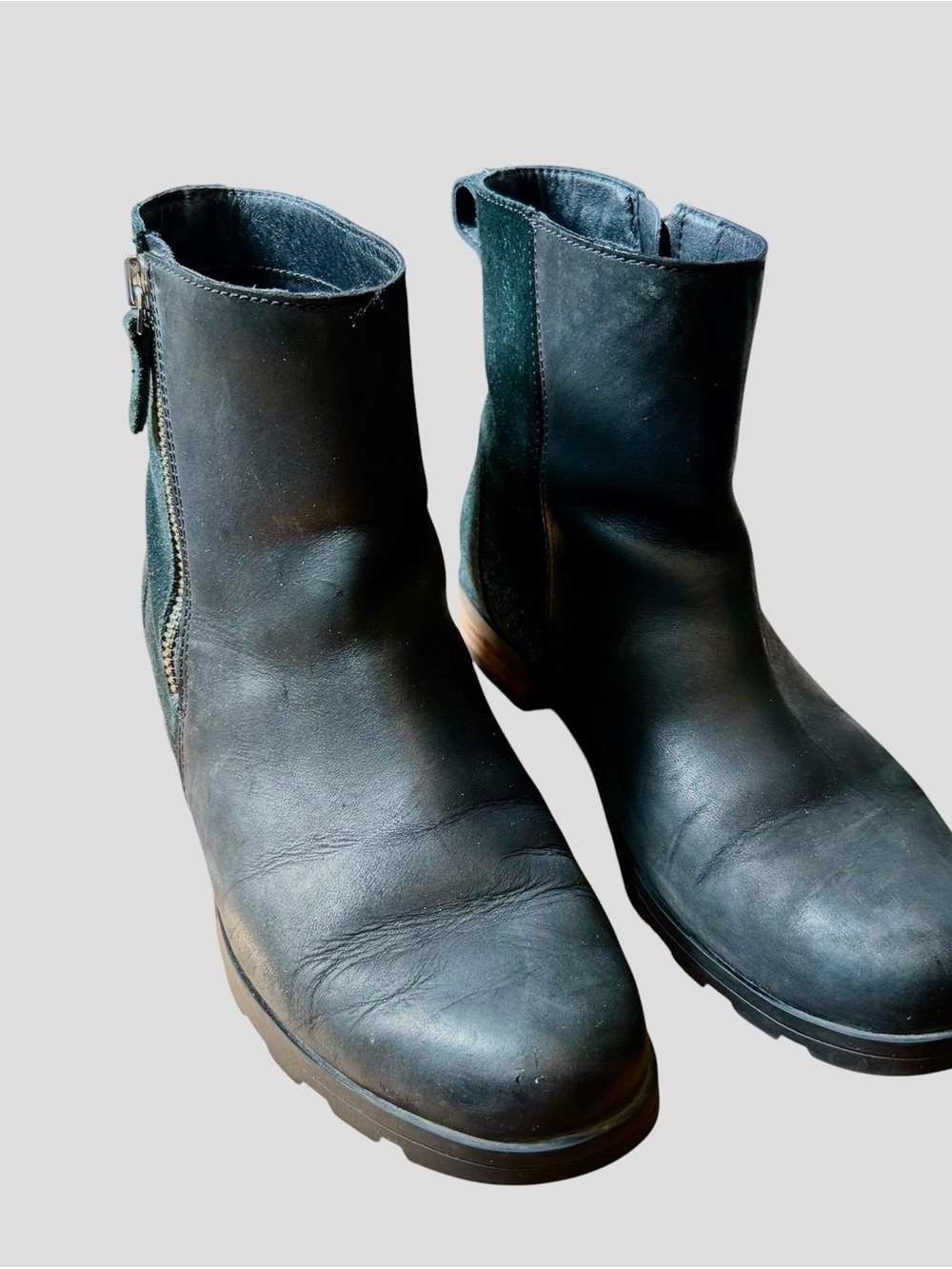 Sorel Black Leather Ankle Waterproof Boots with Side Zip